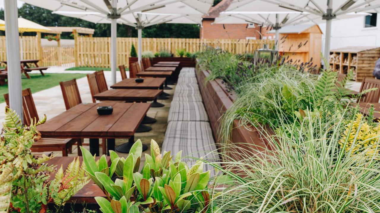 The Wellington Arms - Basingstoke-Reading Hotel Heckfield Ngoại thất bức ảnh